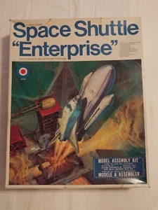 Space Shuttle "Enterprise" - Entex Model Kit - 1:144 - No. 8529 - Opened box - Picture 1 of 3