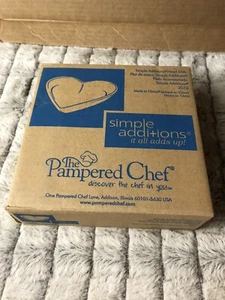 The Pampered Chef Simple Additions Heart Dish 2076 New In Box - Picture 1 of 3