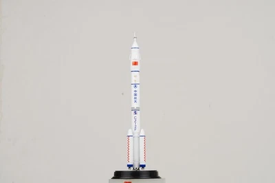 Dragon Models 1/400 Long March 2F Rocket Spacecraft CNSA - Image 1 of 2