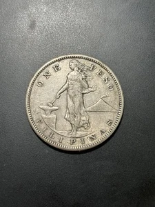 1911-s US Philippines Silver Peso Coin - Picture 1 of 2
