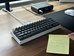 ✨ Exclusive E6.5 Custom Mechanical Keyboard, Holy Panda Switches ✨ - White/Rose - Picture 1 of 2