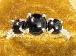Black Onyx 3 Stone With 10 White Topaz Accent Stones 925 Silver Womens Ring 7 - Picture 1 of 6