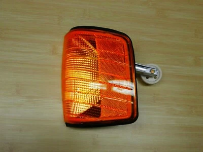 1986-1994 Mercedes Benz sinal de seta direito 190EW201 1305232914 - Imagem 1 de 3