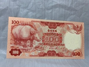 Indonesia 100 rupias 1977 rinoceronte indonesio UNC vida silvestre animal billete de banco - Imagen 1 de 6