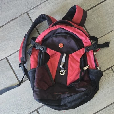 Wenger SwissGear Airflow Laptop Backpack – Red/Black - Image 1 of 4