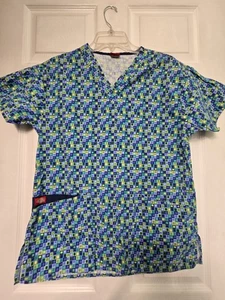 Dickies Scrub Top size S-Blue/Green Pool Tile Print-Chest 20.5"/L 26.5" - Picture 1 of 4