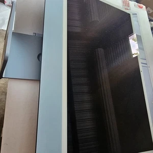 Apple iMac 24" (256GB SSD, M3, 8GB, 8-Core GPU) Azul - MQRC3LL/A Piezas - Imagen 1 de 2