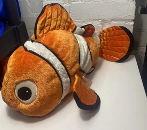 Disney Store NEMO from the movie Finding Nemo Stuffed Plush Sea Animal With Tag - Picture 1 of 8