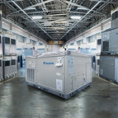 Daikin 5 Ton 140,000 BTU 13.4 SEER2 Gas/Electric Commercial Packaged Unit - 2... - Image 1 of 3
