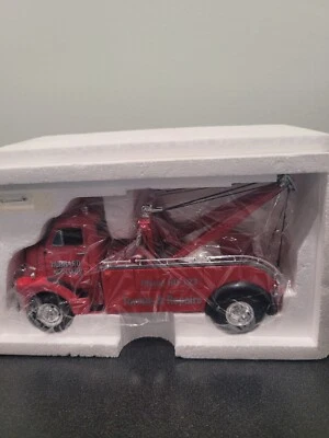 FIRST GEAR 1952 Diecast GMC Heavy Duty Wrecker 1/34 Scale-Hubbard Auto-NEW 》1424 - Image 1 of 4