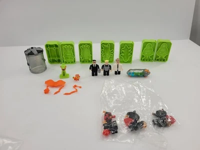 Mega Bloks Alien Agency Agents Scientist Aliens Minifigure Figuras Acessórios  - Imagem 1 de 4