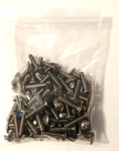 #8-32 x 3/4" Truss Head Phillips Machine Screws - St. Steel - Qty:100 - Lot#1140 - Picture 1 of 3