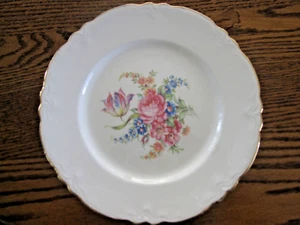  Vintage 22KT  Gold Trimmed Flowered Dish by Cunningham & Pickett Hand Decorated - Picture 1 of 7