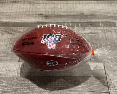 🏈 Posee un pedazo de historia de los Rams - Pelota de juego NFL 100 como nueva (¡en bolsa de polietileno y auténtica! Foto 1 de 2