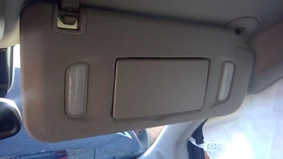 Used Right Sun Visor fits: 2016 Buick Encore w/illuminated Right Grade A Foto 1 de 4