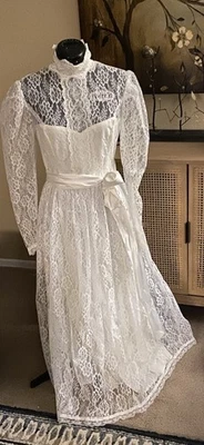 复古 80 年代 Jessica McClintock 新娘礼服 7 - 9 象牙色蕾丝高领长袖 — 第 1/4 张图片