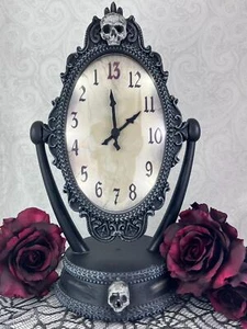 Grandin Road Halloween 17" Light Sound Animated Haunted Skull Reveal Clock Prop - Picture 1 of 11
