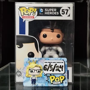 FUNKO POP! Heroes RARE DC #57 White Lantern: Superman Stickerless [VAULTED] - Picture 1 of 7