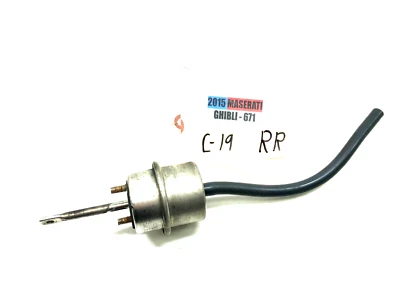 2014-2020 MASERATI GHIBLI SQ4 RIGHT PASSENGER REAR EXHAUST MUFFLER TIP OEM - Image 1 of 4