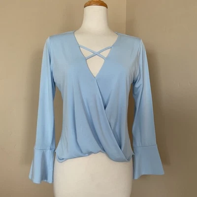 Veronica M. Top Imitación Envoltura Cruzada Frontal Manga Larga Azul Mangas Campana Talla S Foto 1 de 4