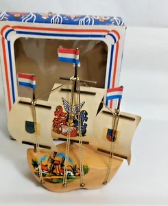 Vintage Holland Dutch Wooden Shoe Clog Sail Boat Ship 4.5" x 5.5" with box - Picture 1 of 8