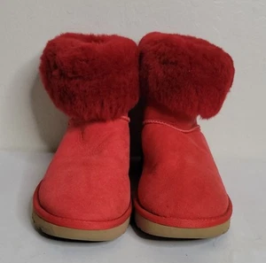 UGG RED Women's Keely Short Boots Size 8 RARE - Picture 1 of 13