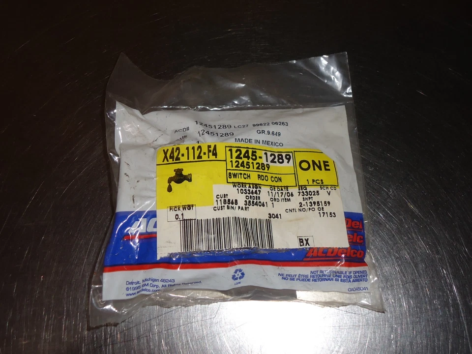 Nuevo interruptor de radio control NOS GM ACDelco 12451289 2001-2003 Oldsmobile Aurora Foto 1 de 2