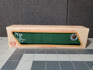 HO Scale IHC Northern Pacific 50' Box Car NP #8130 Vintage NiB - Picture 1 of 8