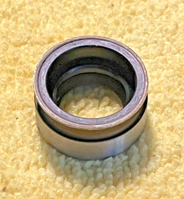 Gear Selector Rod Seal for 69-94 Saab 99, 900 87-30-764 Foto 1 de 4