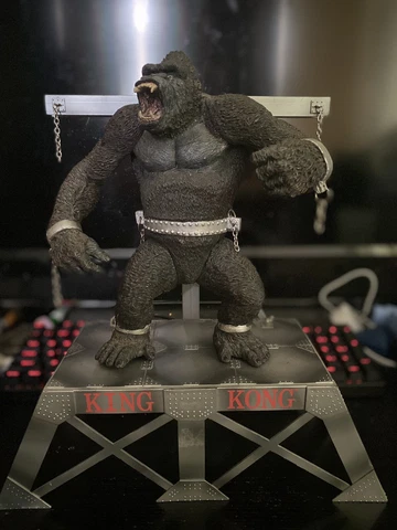 Rare, 1933, King Kong escapes statue, 2000, McFarlane Toys Cover