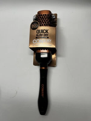 Cepillo de pelo cuadrado térmico con secado por soplado Conair® Quick® Foto 1 de 3