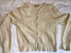 Vintage GAP Beaded Lambswool Angora Cardigan Sweater Ivory Snowflakes Medium - Picture 1 of 7