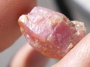 REINER NATÜRLICHER SEXY ROSA RUBIN KRISTALLSTEIN (SRI LANKA) 11,5 cts WOW - Bild 1 von 1