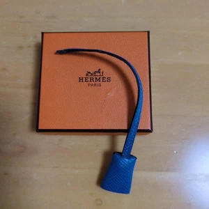 Hermes Mini gehäkelt Namensschild Erkennungsmarke Taschenanhänger Vaux Epsom Handtasche Zubehör - Bild 1 von 12