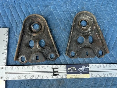 1998-2000 Volvo S70 V70 XC Front Subframe to Chassis Bracket Pair OEM #3097EM - Image 1 of 4