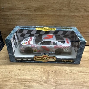 1996 Ertl NASCAR Terry Labonte #5 Kellogg's CF Silver Monte Carlo 1:18 Diecast - Picture 1 of 6