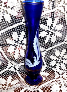 Vtg  Cobalt Blue Bud Vase - Hand Painted Art Glass Gold Trim on Neck and Foot - Picture 1 of 6