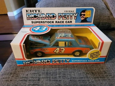Vintage Ertl Richard Petty #43 STP NASCAR Chevy Impala Stock Car DieCast 1/25 - Image 1 of 4