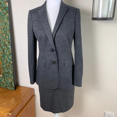 Traje Falda Anne Taylor Petite Talla 2P/6P 2 Piezas con Blazer Chaqueta Gris Oficina Foto 1 de 4