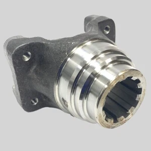 2-4-2671-1 Eje de transmisión Yugo de extremo estriado Serie 1310 1.375 x 10 Spline 1.750 Cubo - Imagen 1 de 3
