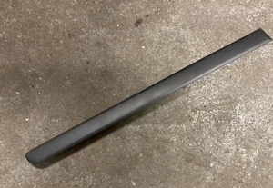 Rover 400 45 MG ZS RH Rear Door Moulding rubbing strip DGD101680LPU - Picture 1 of 3