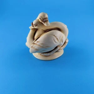 Harmony Kingdom QT's - SWANS "Forever Faithful" (QTSW) RETIRED MINT w/ Box RARE - Picture 1 of 10