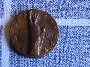 MEDALLA PEQUEÑA 0,75 PULGADAS COBRE ESTATUA DE LA LIBERTAD 1886 EN LA CARA LIBERTAD CAMPANA REVERSO - Imagen 1 de 4