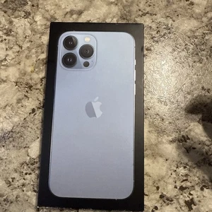 Apple iPhone 13 PRO MAX Sierra Blue  256GB - BOX ONLY - PHONE NOT INCLUDED - Photo 1 sur 7