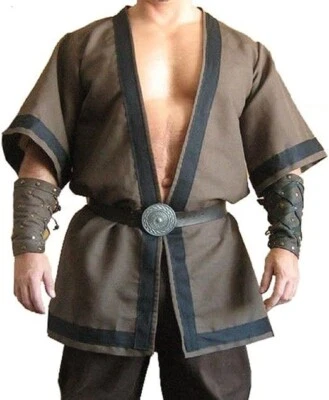 Camisa túnica disfraz caballero pirata vikingo acción de gracias para hombre (2X-grande, marrón) Foto 1 de 4