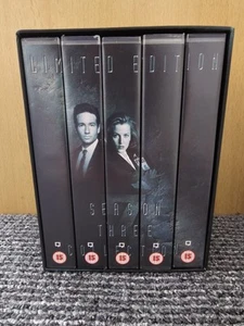 The X-Files Season 3 - VHS Tape Box Set Vintage - Picture 1 of 3