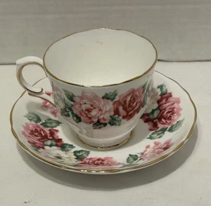 Juego de 2 piezas de platillo taza de té Royal Victoria Pink Roses adorno dorado - Imagen 1 de 4