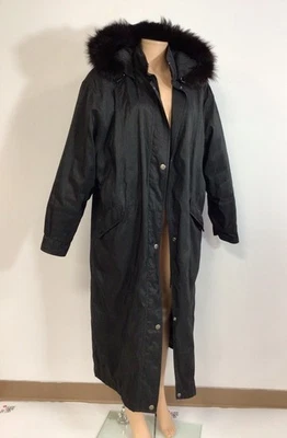 Abrigo de invierno London Fog ribete de piel sintética grande para mujer Foto 1 de 4