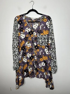 Blusa con botones Woman Within para mujer negra naranja floral talla grande Foto 1 de 4