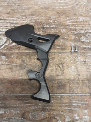 2025 2024-25 Kawasaki Ninja 500 Right Side Frame Cover Trim Plastic BR-698 — 第 1/4 张图片